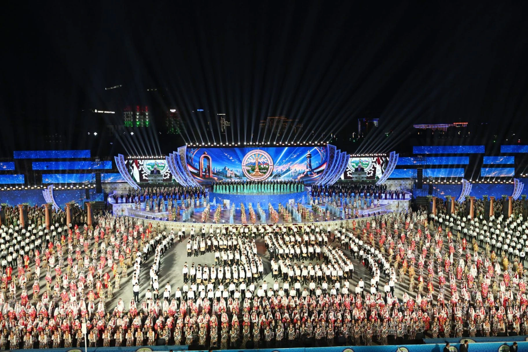 Main LED screen displaying the national emblem during the Independence Day celebration ceremony